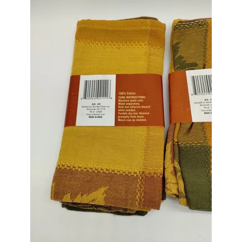 Fall Harvest Cloth Napkin Set Of Four  Napkins 17